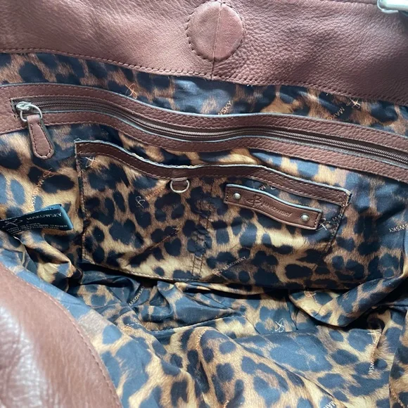 EUC B. Makowsky Leather Brown Sloughy Shoulder Bag - Picture 9 of 16